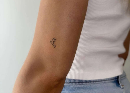 25 Super Cute Tiny Tattoos To Add To Your Mood Board
