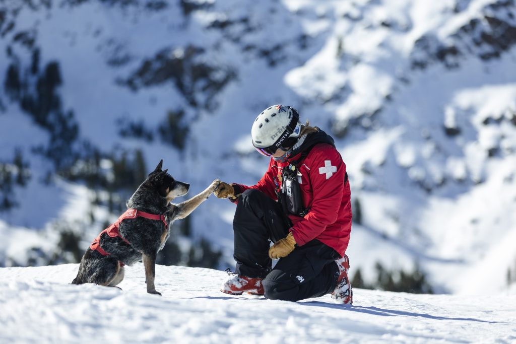Momo: One-Eyed Ski Patroller Defies Age