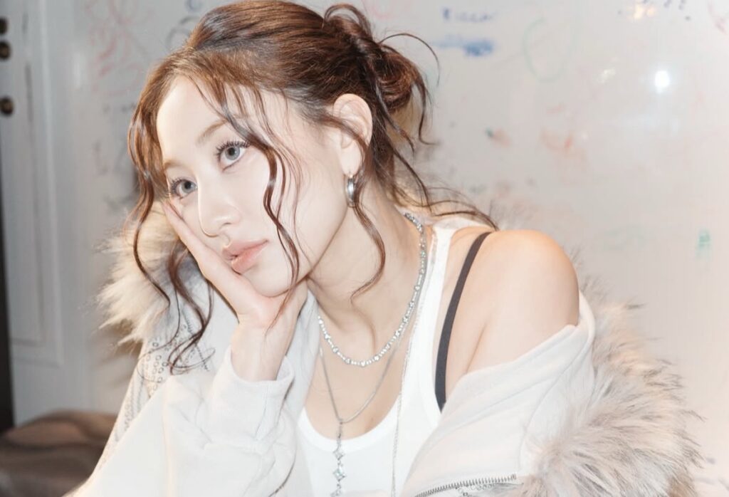 Jihyo Redefines Idol Beauty