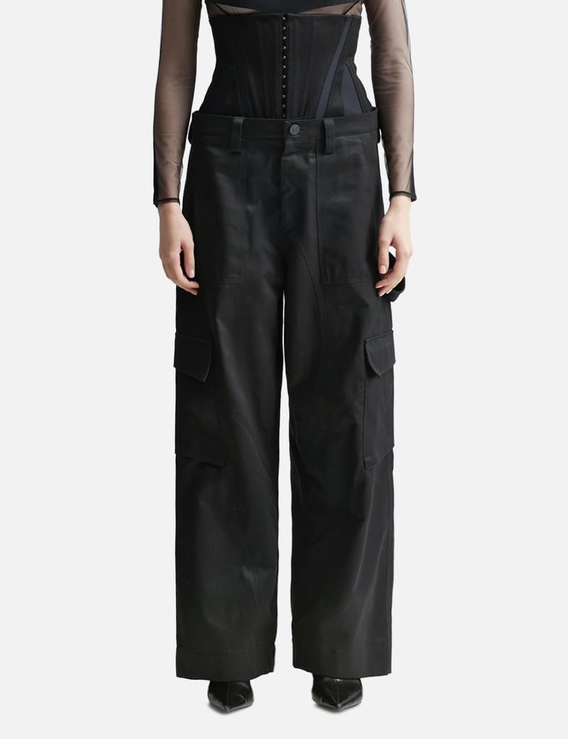 Women's Comfortable Black Cargo Pants for Everyday Wear and Travel.