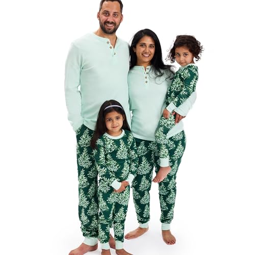 Holiday Harmony: Cozy Organic Pajamas for the Whole Fam