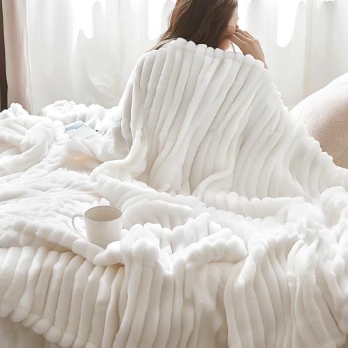 Cozy King Size Bed Blanket for Women, Soft Fleece Throw Throw.