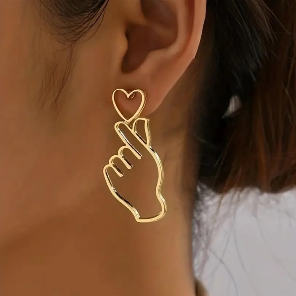 Women's Exaggerated Heart Earrings