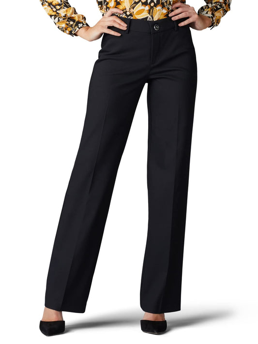 High-performance, comfortable, and flexible women's workout pant with innovative design.