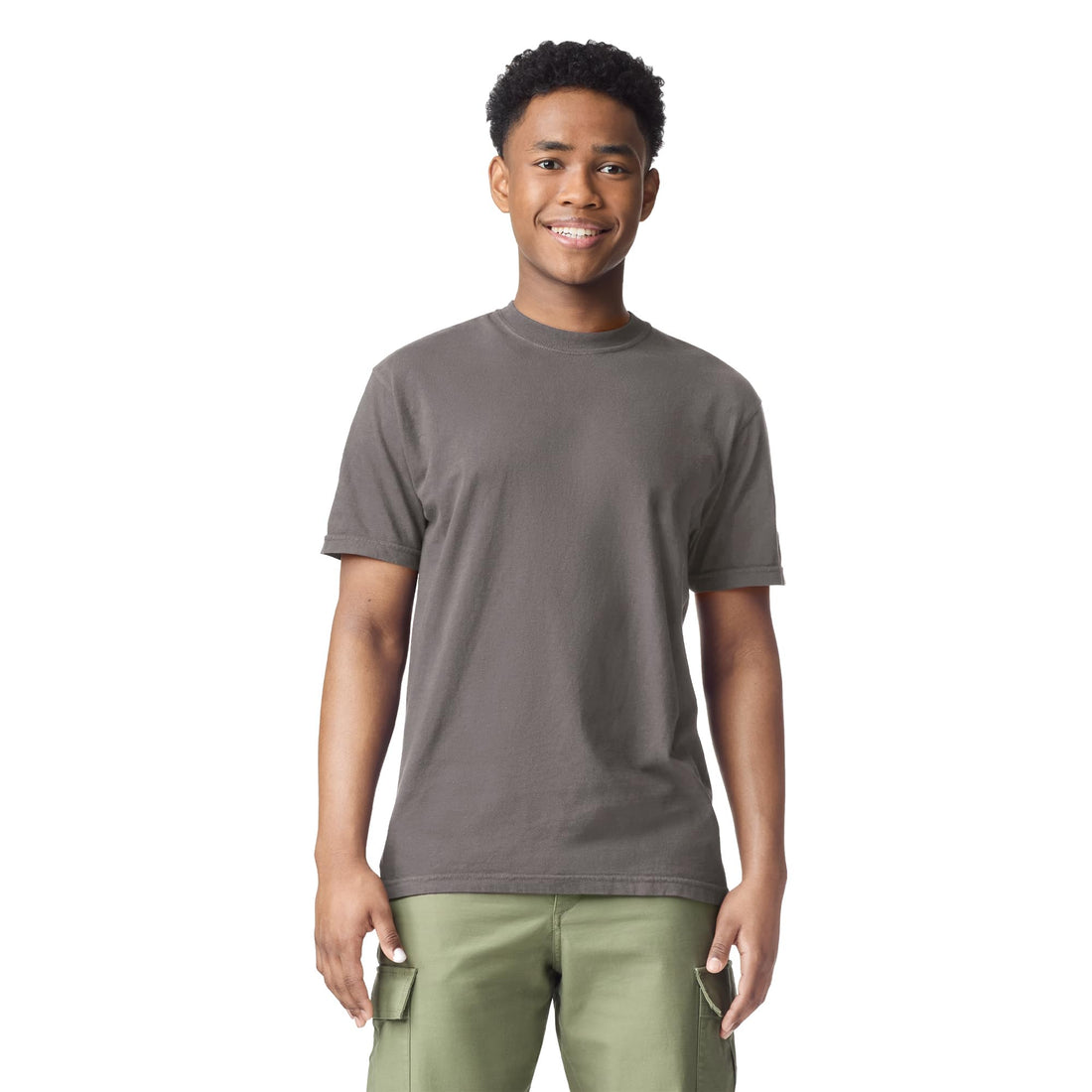 Comfortable unisex heavyweight short sleeve tees in a multipack bundle.