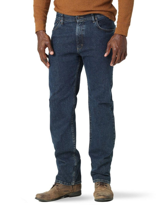 Versatile Wrangler Jeans for Men: Classic Comfort and Flexibility Characterized