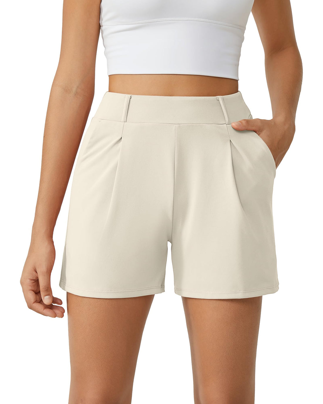 High-Waisted Pleated Shorts with a Touch of Elegance