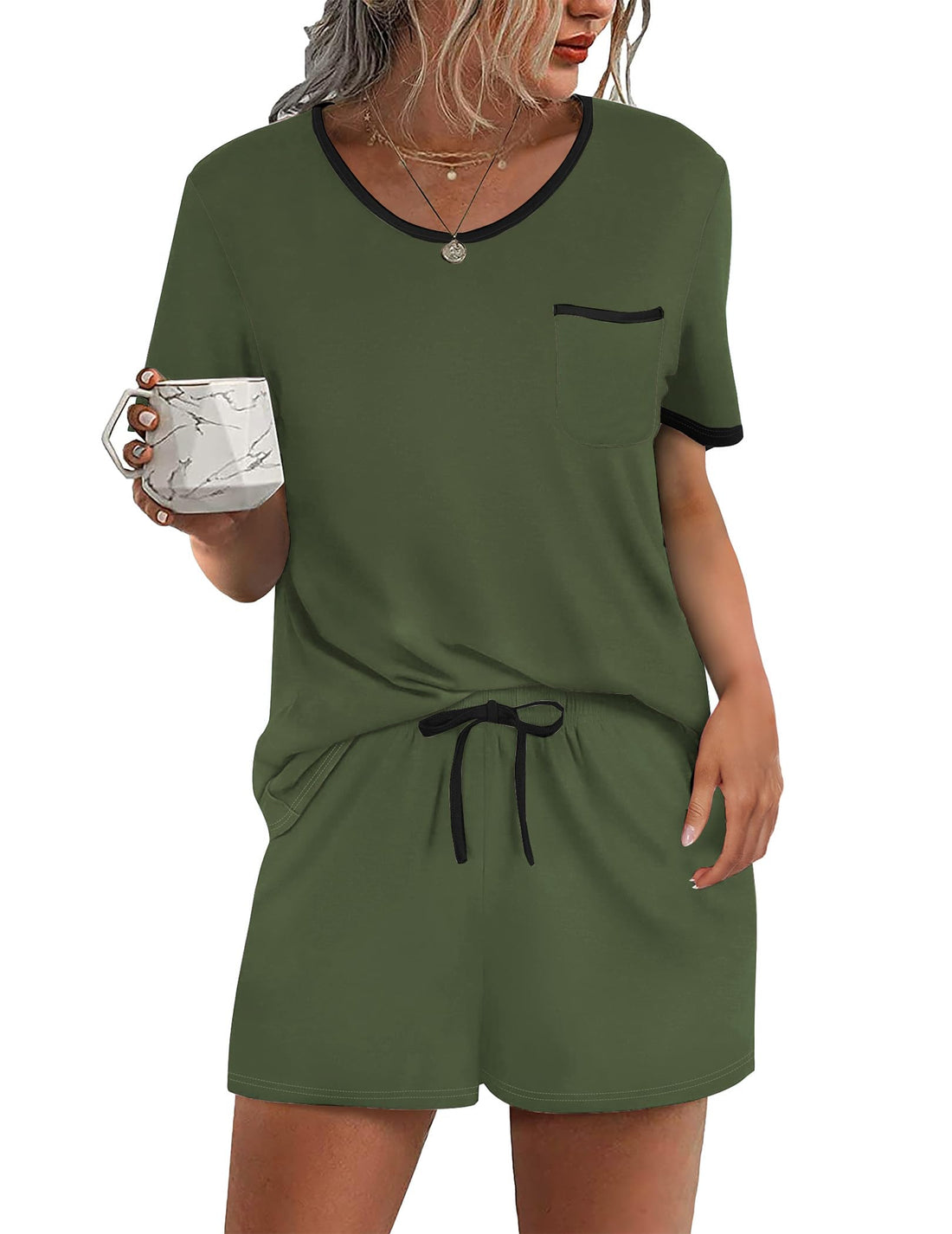 Cozy Women's Pajama Set with Chest Pockets for Soft Sleep.