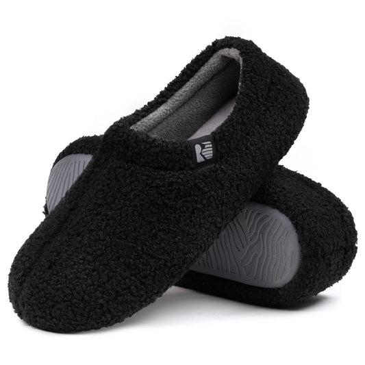 Comforting Women's Indoor Slipper with Soft Fleece for Indoor Excellence.