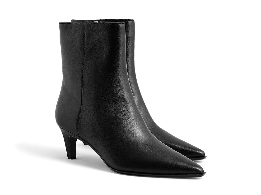 Coutgo Women's Ankle Boots with Low Heel and Pointed Toe.