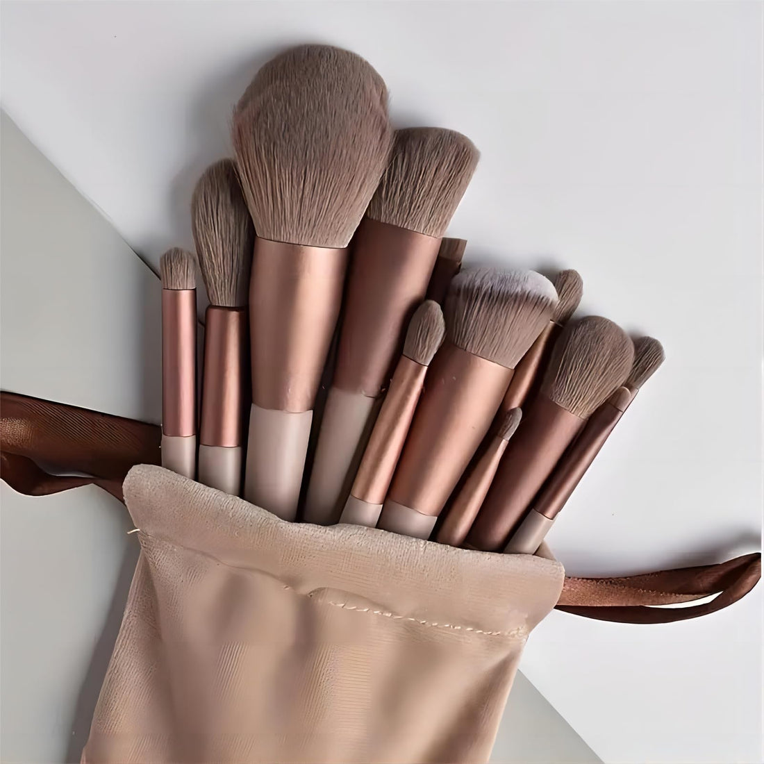 13 PCS Makeup Brush Set Kit - Brown