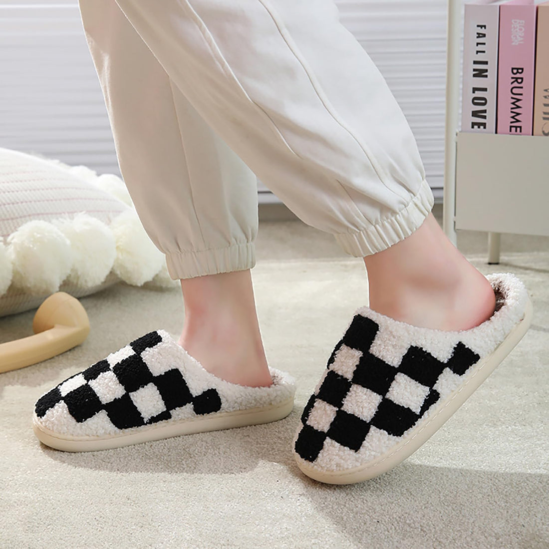 Cozy Fuzzy Slide Slippers for Women - Soft & Non-Slip