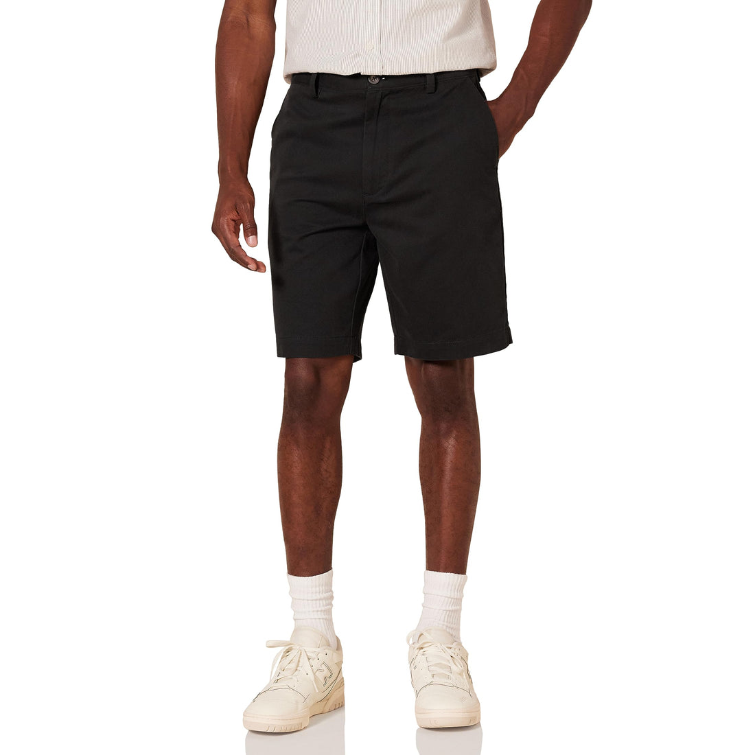 Amazon Essentials Men's Classic-Fit 9⁘ Short.