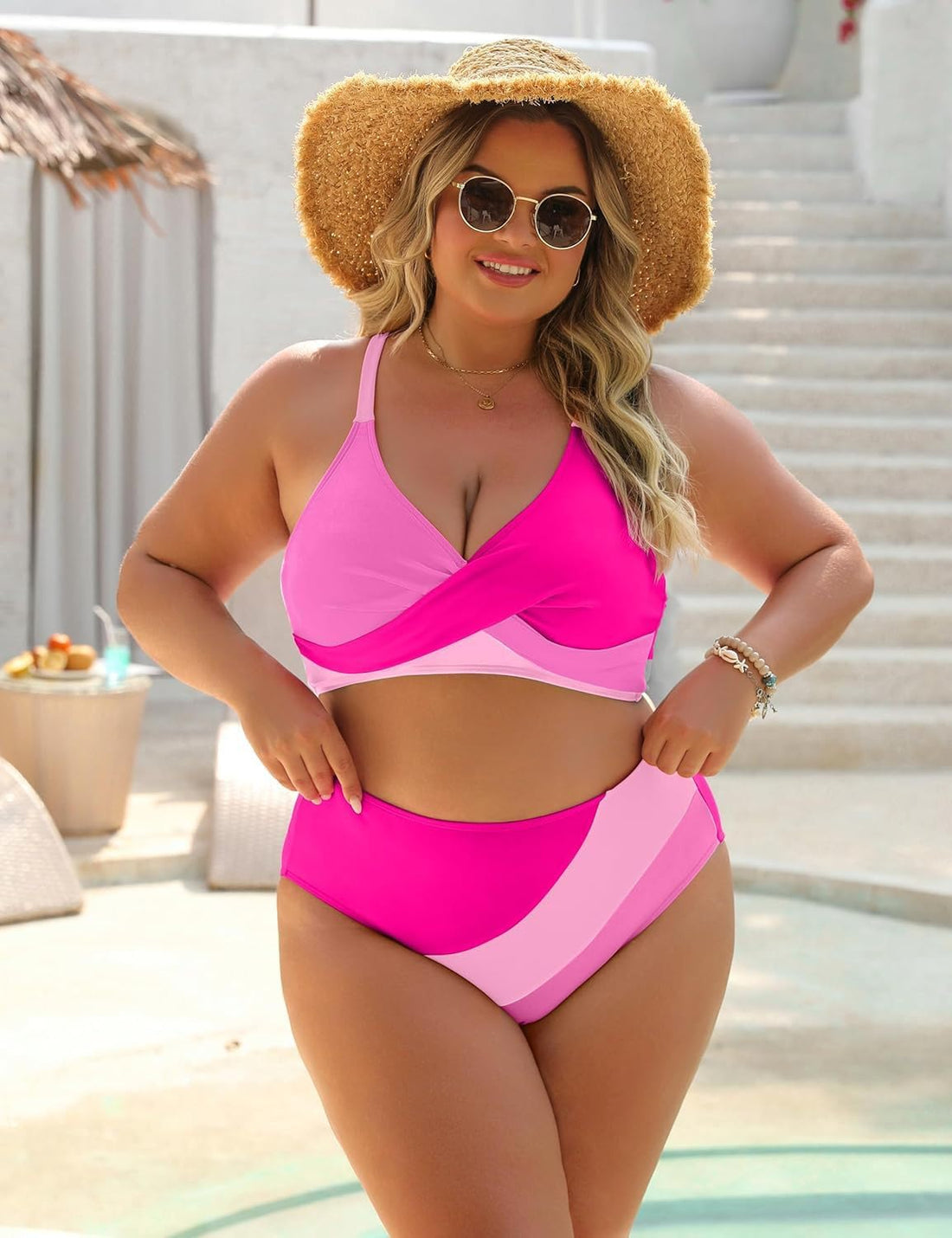 Don't Miss Out: Hottest Pink 2-Piece Bikini Set for Your Next Beach Vacation!