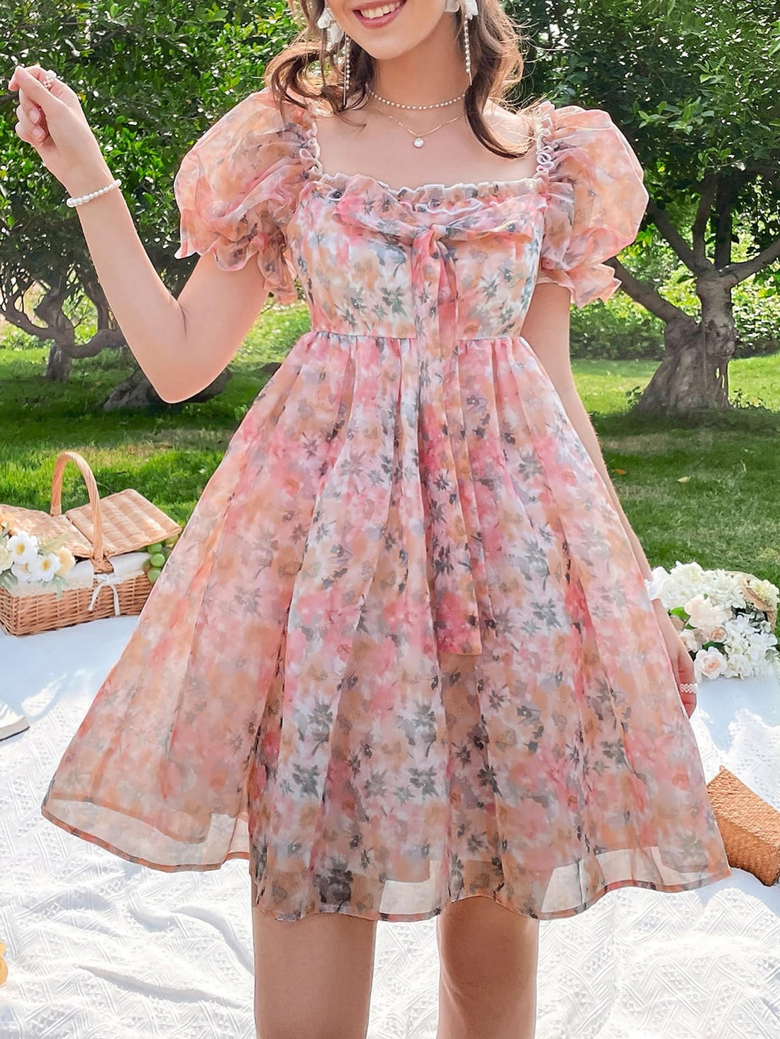 A Curious Case of Floral Flair