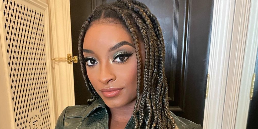 Simone Biles Shows Off Stunning Frosty Green Eyeshadow Look