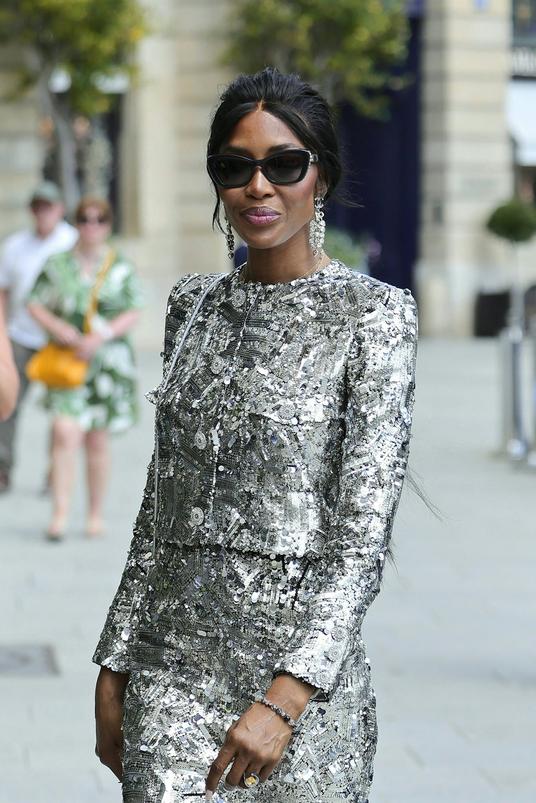 Naomi Campbell Defies Convention With Edgy Fashion Experiment At Chanel