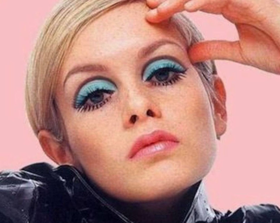 Blue Eyeshadow: The Ephemeral Yet Enduring Icon Of Beauty